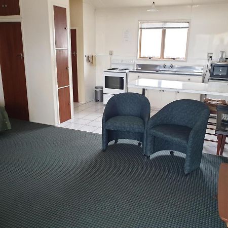 Castletown Motel Foxton Extérieur photo